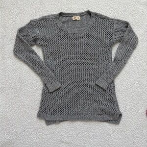 Hollister Women's Gray Knit Sweater